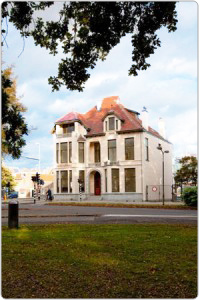 Kantoor Amstel beachflags villa Lindenhoek